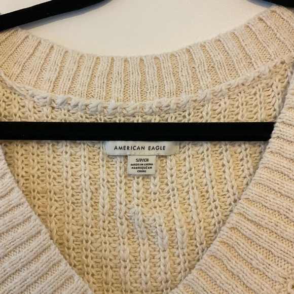 White /cream sweater - Picture 2 of 2